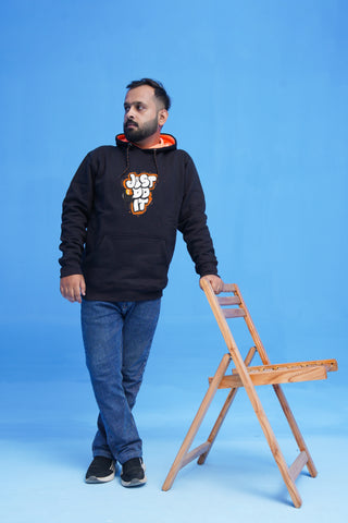 Just Do It –🤾‍♂️ Streetwear Edition