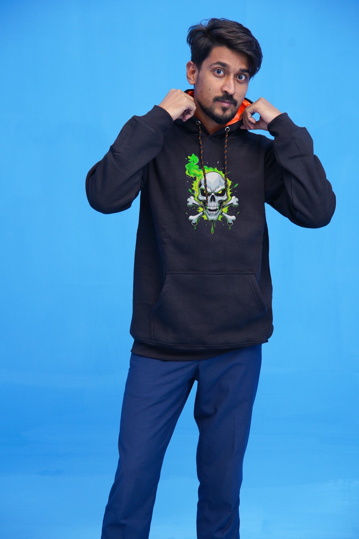 Toxic Skull Hoodie –☠️ Streetwear Edition